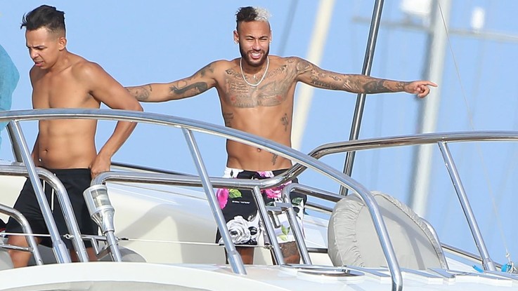 PSG, dalla Francia: anche Neymar fra i positivi al Covid-19