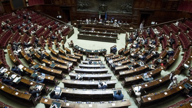 Governo, il decreto Covid passa la fiducia alla Camera: 276 sì e 194 no