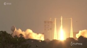 Spazio: Vega ritorna in volo, missione compiuta