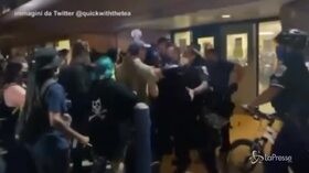 Washington DC, afroamericano ucciso dalla polizia: proteste nella notte