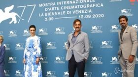 Mostra di Venezia: è il giorno di ‘Padrenostro’ con Favino