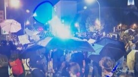 Usa, Rochester: polizia usa lacrimogeni contro manifestanti