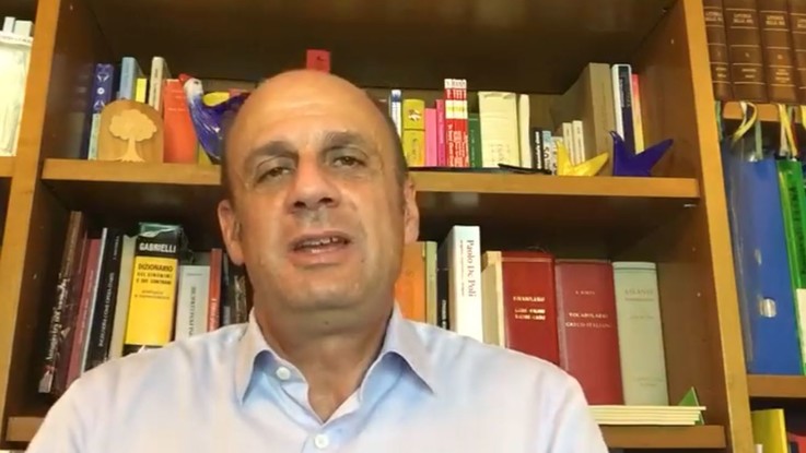 Malore per il candidato in Veneto Lorenzoni durante la diretta Facebook con Boccia