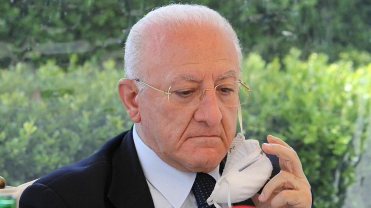 Campania, indagato Vincenzo De Luca per promozione di vigili urbani
