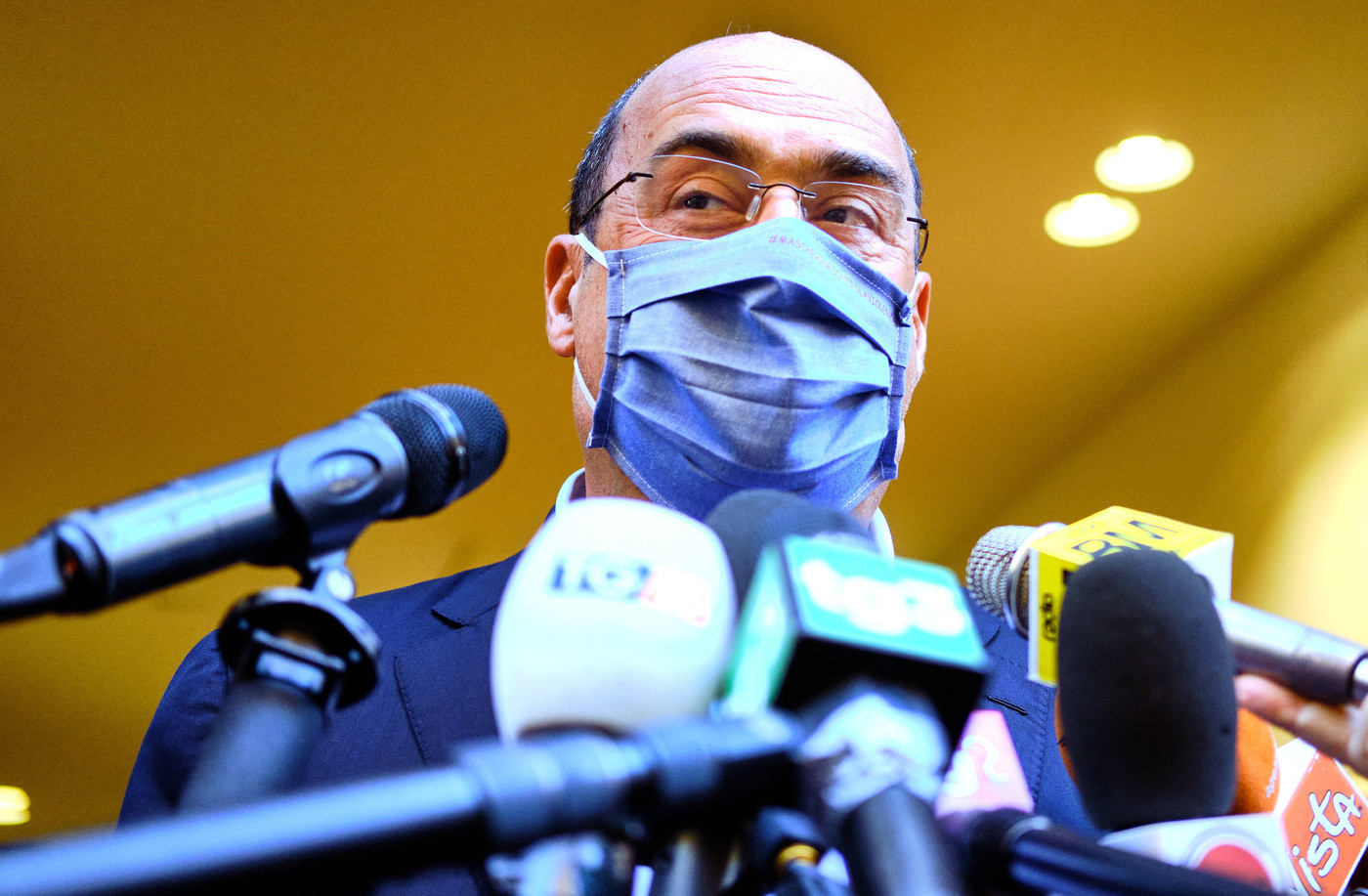Referendum, il sì di Zingaretti: Punto partenza riforme, non apre a vento populista
