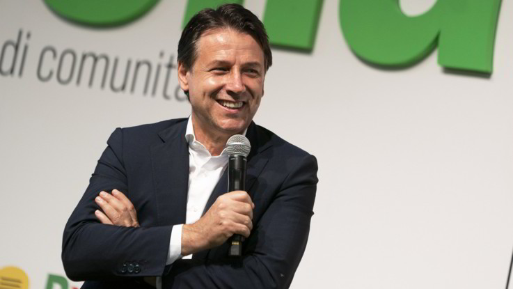 Conte al Festival dell'Unità: Meno quarantena ridurrebbe costi. E apre sul Mes: interpelleremo Camere