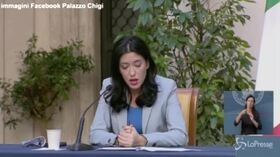 Scuola, Azzolina: “70 mila docenti in più per l’emergenza”