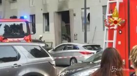 Esplosione appartamento Milano, i soccorsi dei Vigili del Fuoco