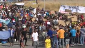 Lesbo, protesta degli sfollati del campo