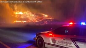 Oregon, gli incendi devastano lo Stato: 500mila evacuati