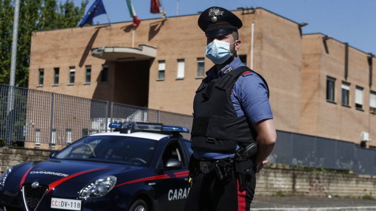 Savona: 22enne pestato dal branco. Arrestati 5 italiani
