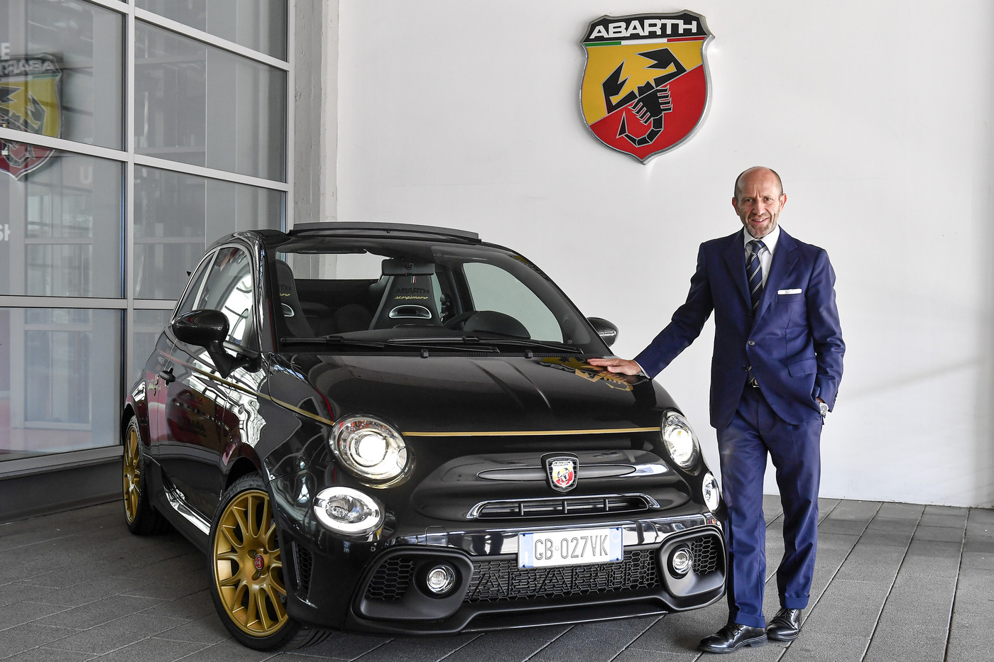 Fca, Abarth presenta due serie speciali: Scorpioneoro e Monster Energy Yamaha