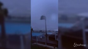 Grecia, l’uragano Ianos colpisce l’isola di Zante