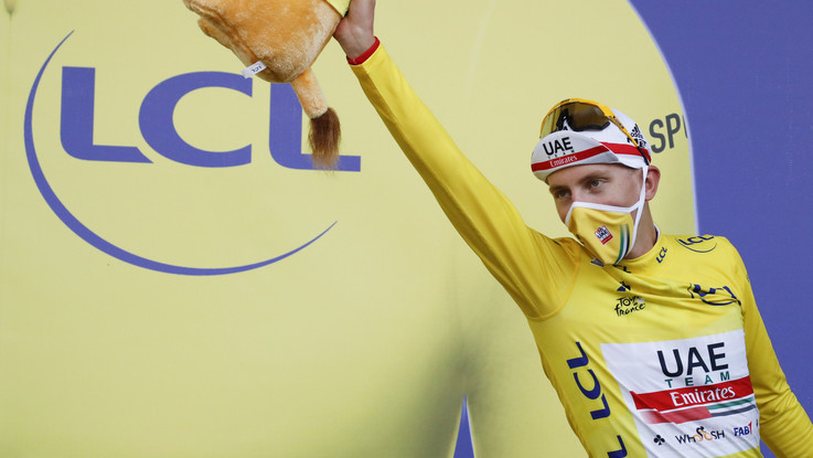 Ciclismo, Pogacar ribalta il Tour: crono, maglia gialla e vittoria finale