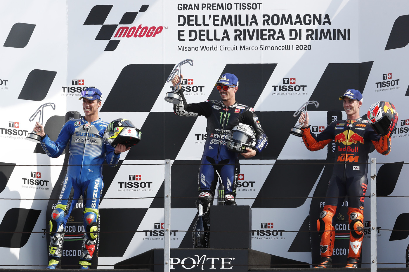 GP Emilia-Romagna, Viñales vince davanti a Mir. Fuori Rossi e Bagnaia