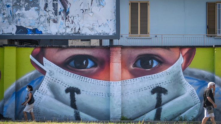 Coronavirus, +1.392 casi, 30 mila tamponi più di ieri