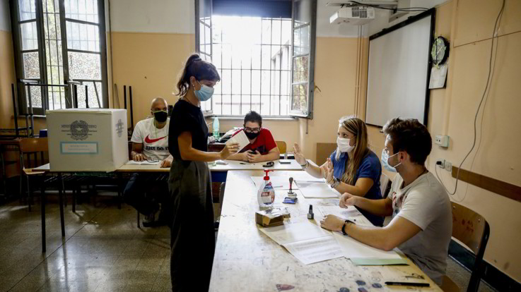 Comunali, a Venezia si conferma Brugnaro, a Trento vince Ianeselli