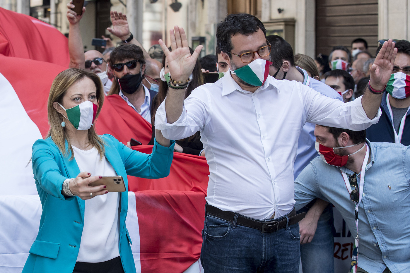 C.destra, sovranismo sotto attacco. In FI dissidenti guardano a Toti-Carfagna-Calenda