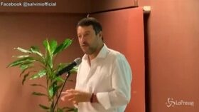 Salvini: “La vita con un click non è l’idea di Italia che vorrei lasciare ai figli”