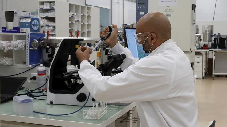 Coronavirus, al via fase 3 per vaccino Johnson&Johnson. Preoccupa ancora l'Europa