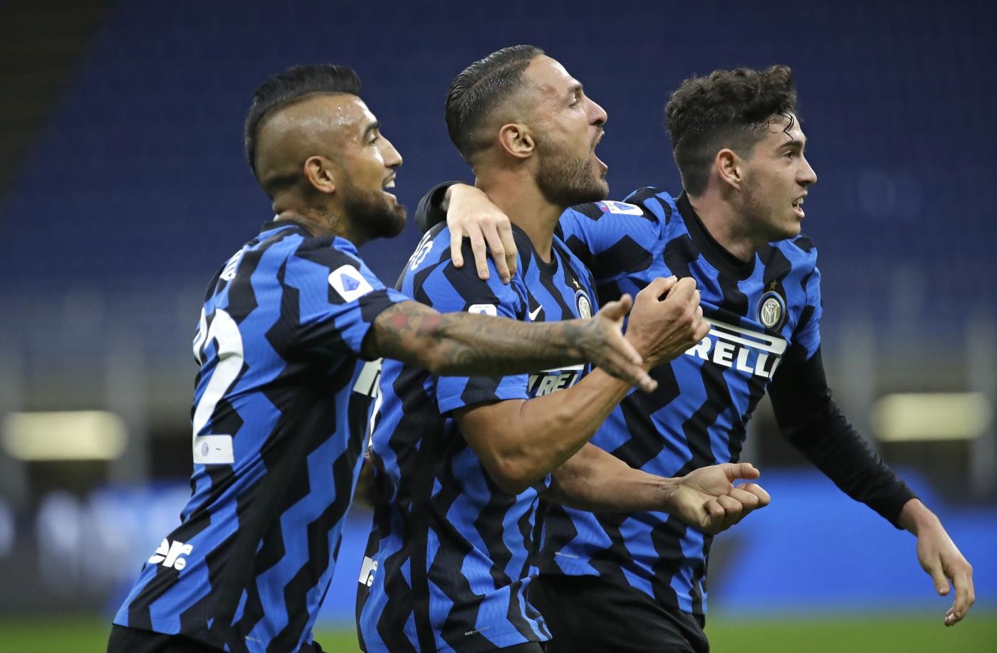 Serie A, è subito pazza Inter: 4-3 a una Fiorentina sciupona