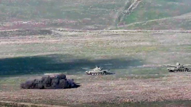 Armenia e Azerbaigian sull'orlo della guerra. Ue e Russia: "Stop a violenze"
