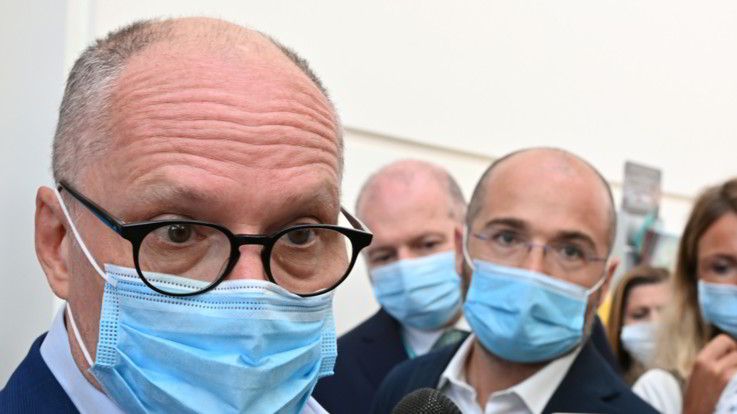 Covid, Ricciardi: "La prima ondata non è mai finita"