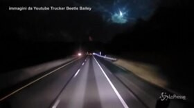 Usa, la meteora illumina il cielo: centinaia di segnalazioni sui social