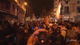 Spagna: i sostenitori dell’indipendenza catalana in piazza per l’anniversario del referendum