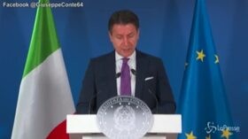 Coronavirus, Conte: “In Italia numeri migliori ma l’attenzione è alta”