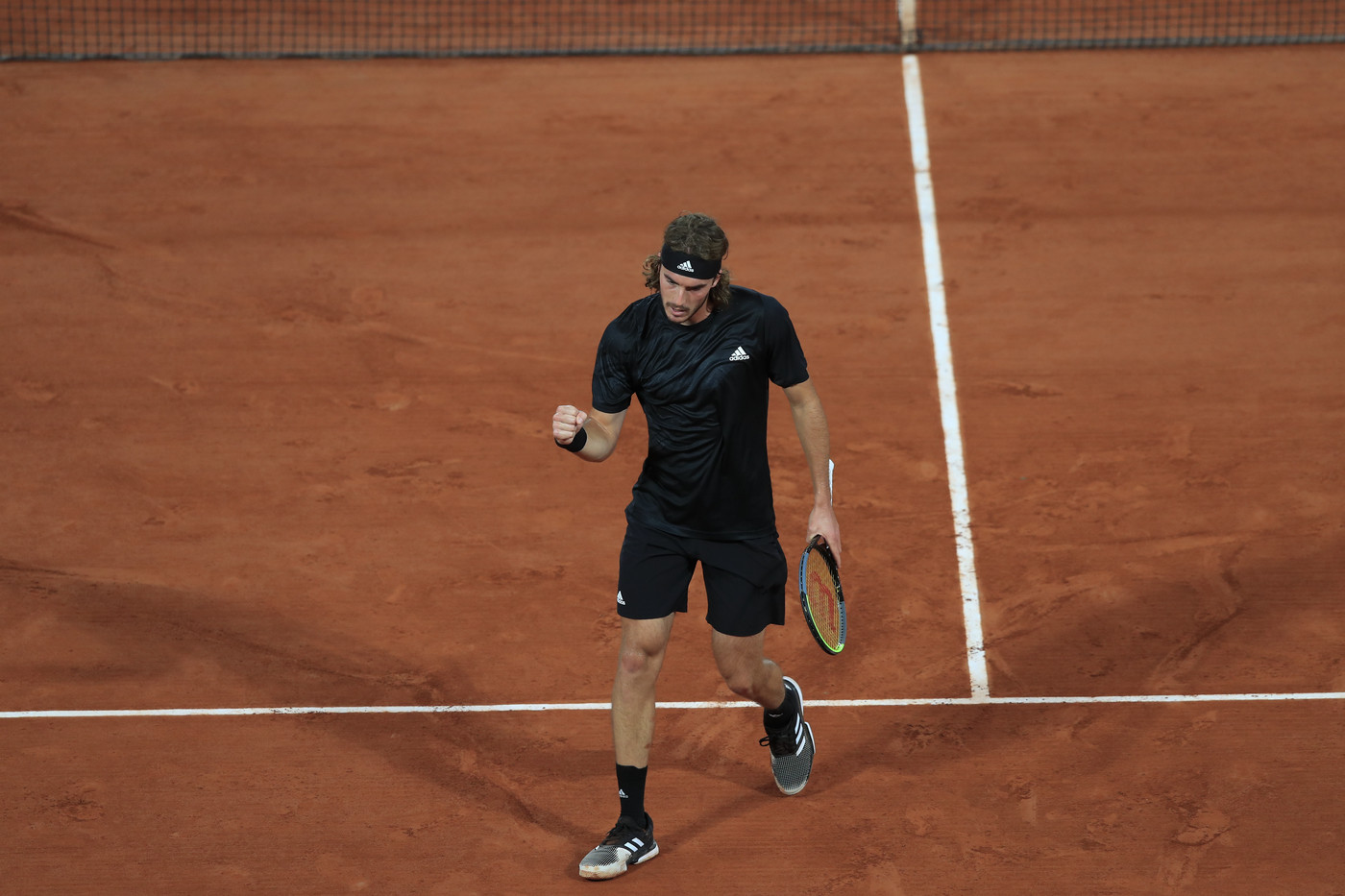 Roland Garros: Djokovic vola ai quarti. Avanti anche Tsitsipas e Rublev