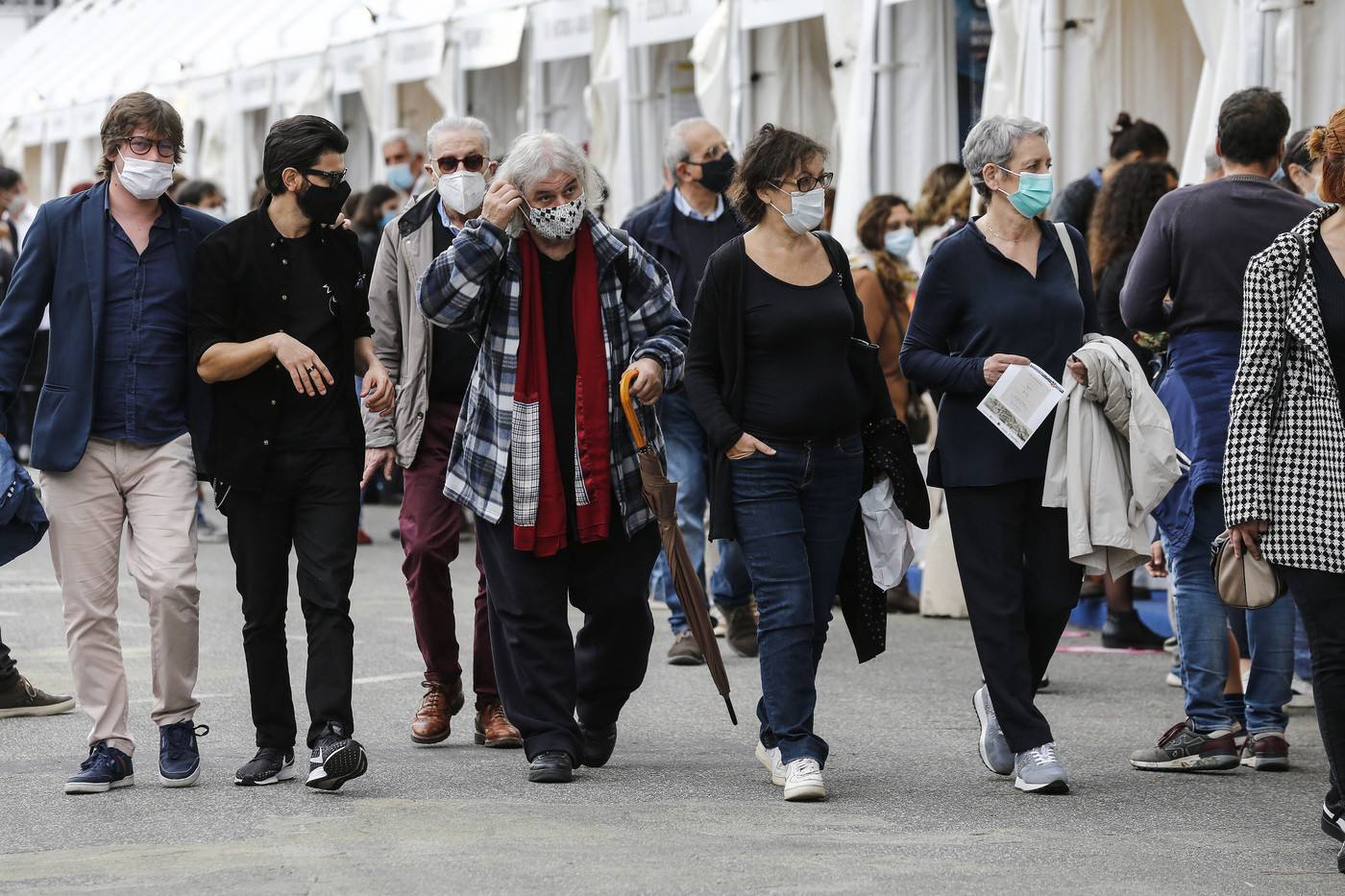 Nuovo Dpcm: dall’obbligo di mascherine alle multe da 3mila euro, cosa ci aspetta?