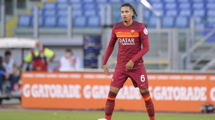 Calciomercato, Smalling alla Roma. Nainggolan resta all'Inter, Kalinic a Verona