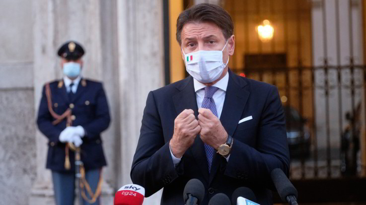 Conte: "Mascherina sempre, all'aperto e al chiuso. Non cambiano regole su quarantena"