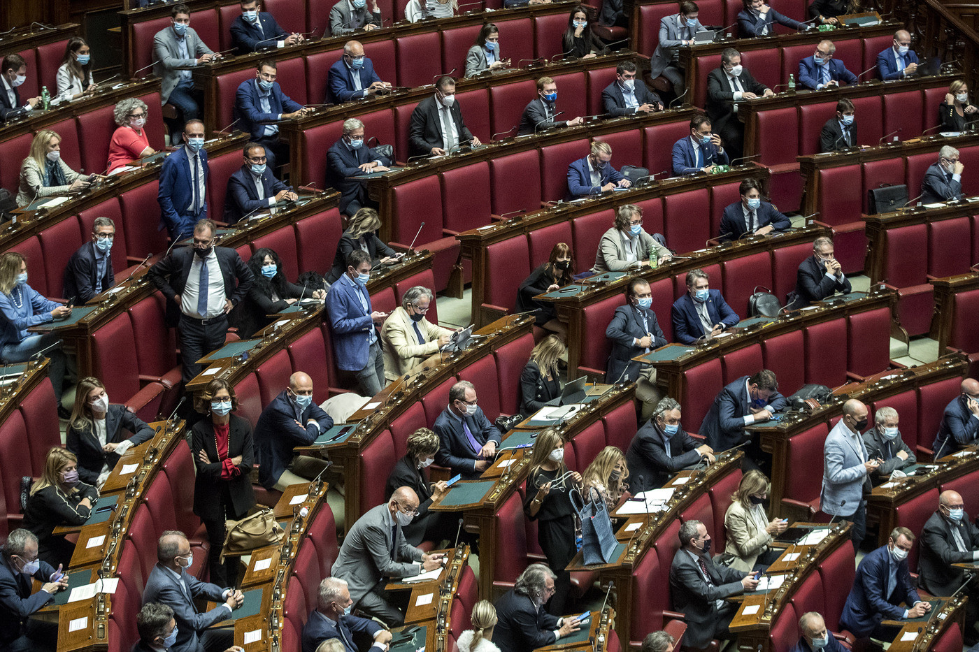 Il decreto Agosto è legge. Opposizioni insorgono su fiducia e tempi ridotti