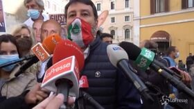 Dpcm, Salvini: “Arriveremo ai delatori condominiali come in Unione Sovietica”