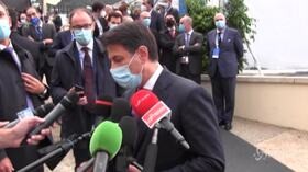 Coronavirus, Conte: “Lockdown a Natale? No previsioni e basta polemiche”