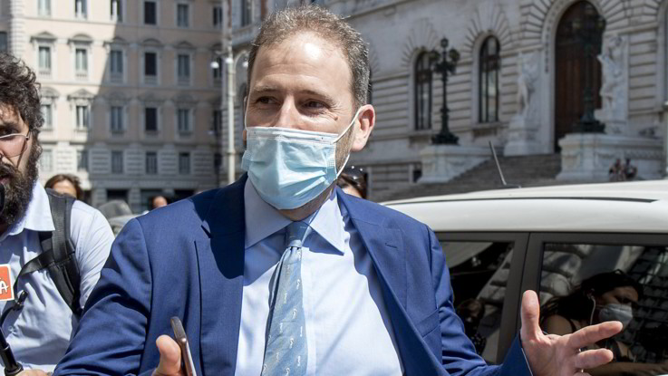 M5S, scontro Lombardi-Rousseau: Conti non tornano. Dibba lancia Agenda, senza Pd