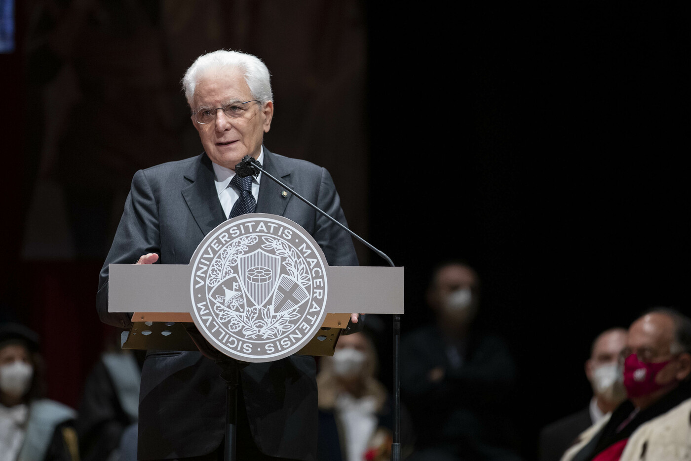 Mattarella: ” Virus dell’individualismo è pericoloso come il Covid”