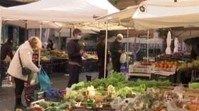Coronavirus, al mercato di Trastevere: “Non serve un nuovo lockdown”