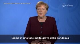Germania, Merkel ai tedeschi: “Restate a casa, per favore”