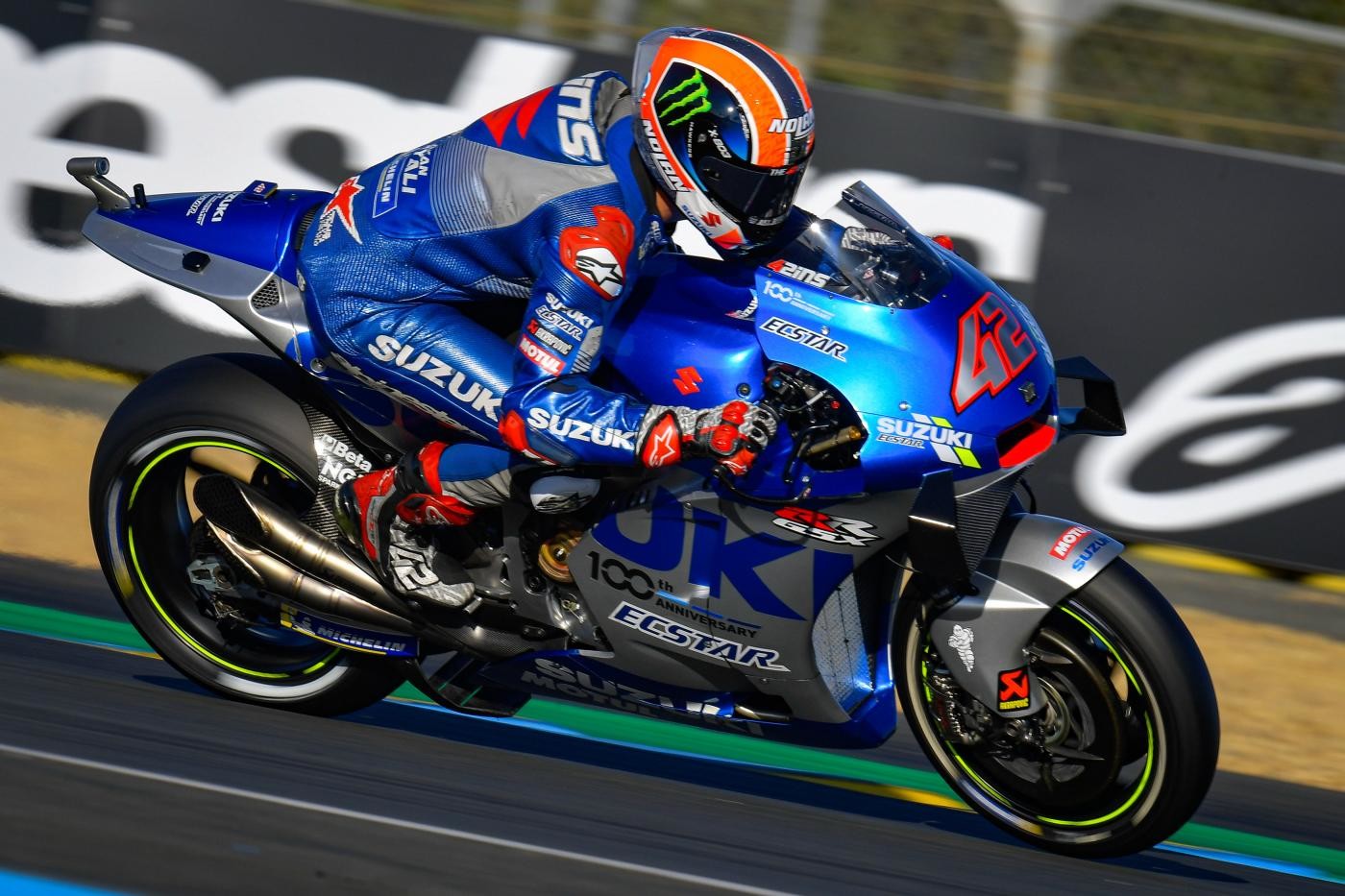 Gp Aragon, vittoria Rins davanti Alex Marquez. Mir leader mondiale