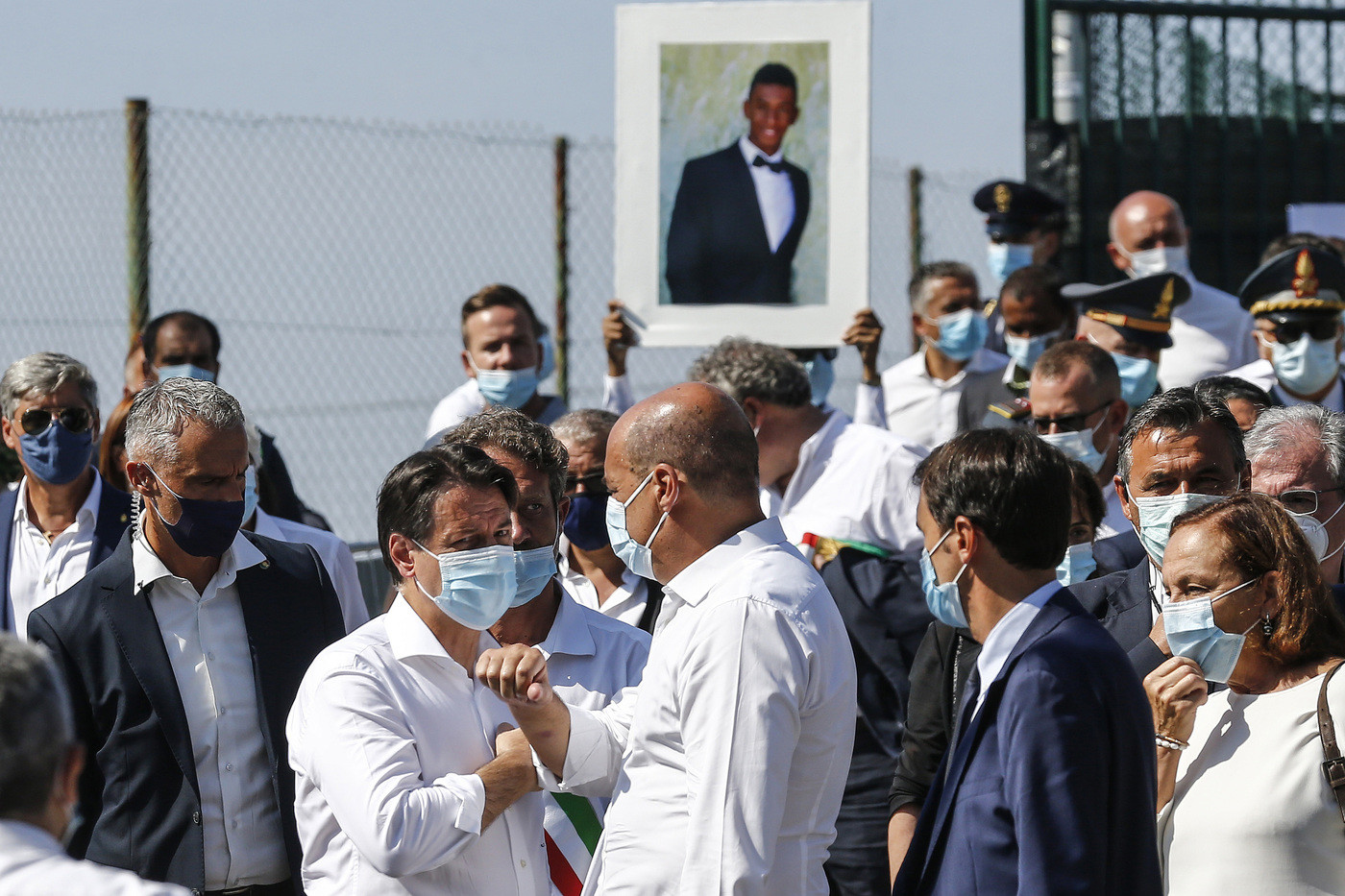 Mes, scintille Zingaretti-Conte: Tema serio, non servono battute. Poi chiarimento