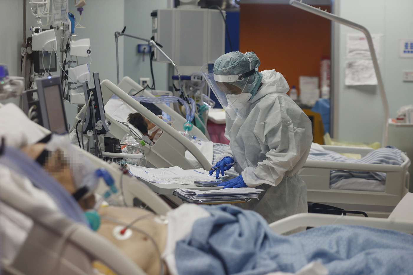 Sono 10.874 i nuovi contagi, oltre 144mila tamponi processati