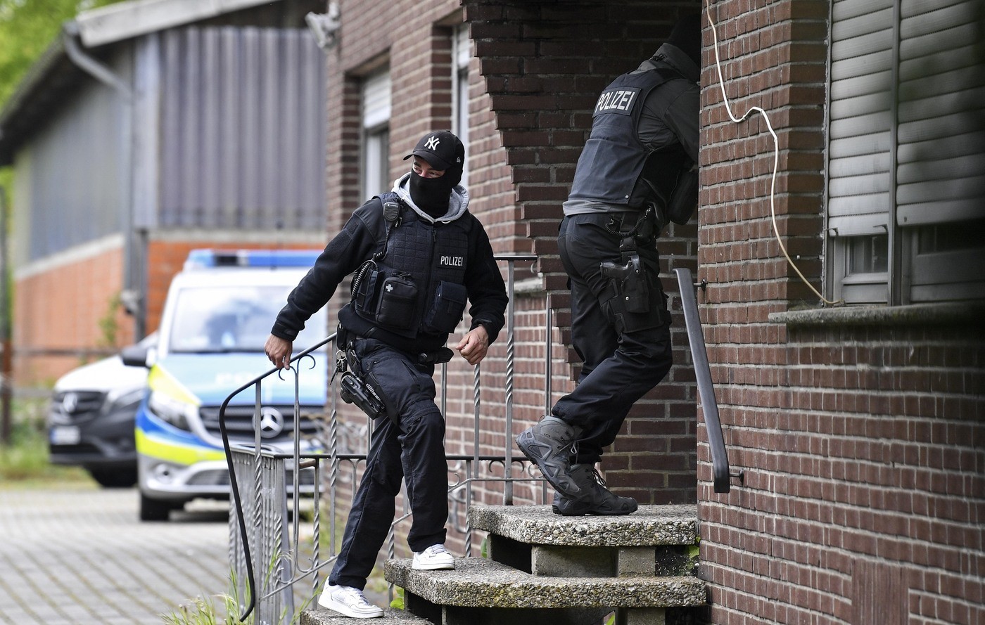 Francia: fermato un italiano di 52 anni sospettato di 160 stupri e aggressioni