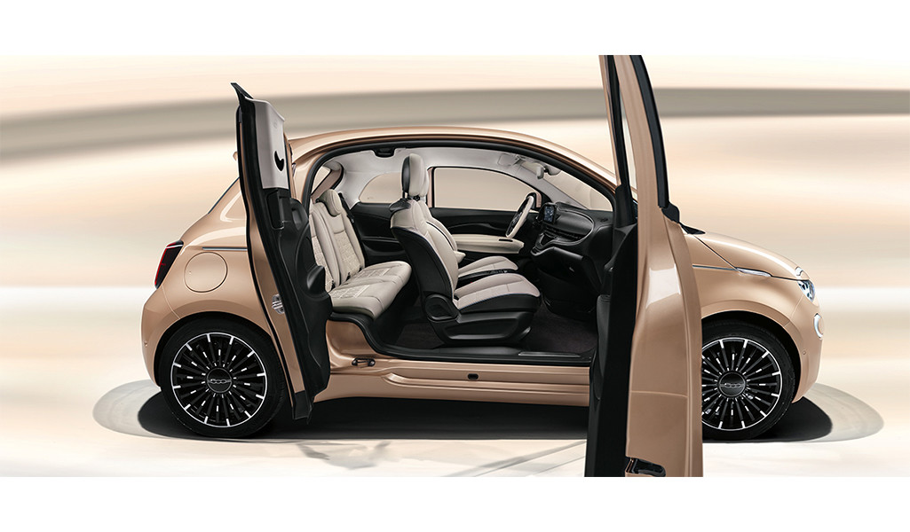 Fca, esordio per 500 elettrica 3+1. Elkann: Solo l’inizio di una nuova era