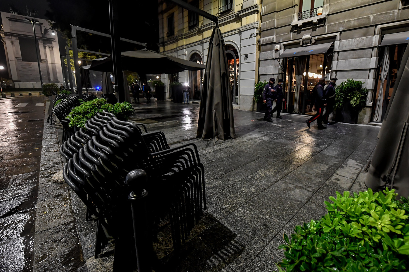 Un lockdown mascherato, il Governo deve placare la rabbia della gente | L’ANALISI