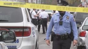 Usa, polizia uccide afroamericano 27enne armato di coltello: gli agenti sulla scena