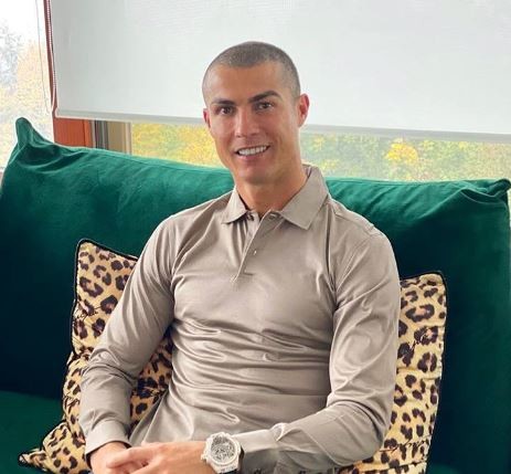 Ronaldo ancora positivo, il commento: Test per Covid è una str…..a