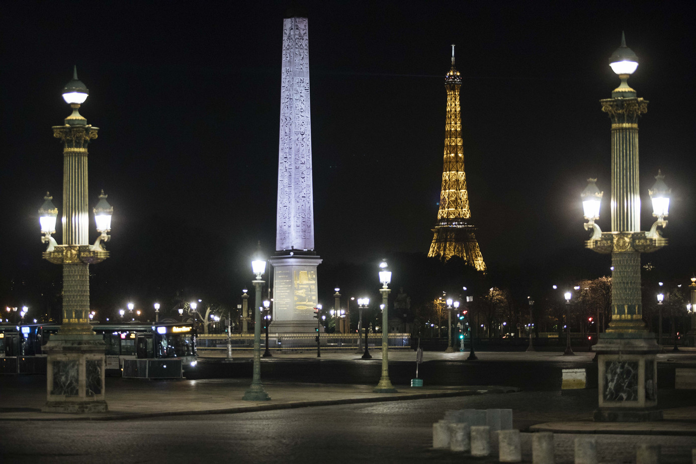 La Francia torna in lockdown, stretta anche in Germania